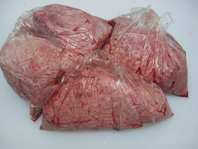 【業務用】国産牛肺１０kg (冷凍)